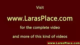 La séduisante séductrice italienne Lara de Santis video de fille nue gratuit joue avec son jouet en argent