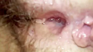 Suzi Anderson, une fille exotique à la peau foncée, baise avec deux mecs bisexuels film porno gratuit en vidéo