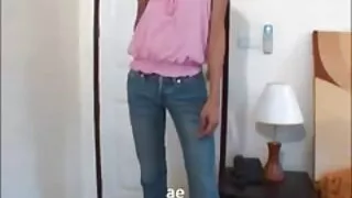 maîtresse torride mordant légèrement la bite du mec dans une video amateur gratuite vidéo de dominatrice coquine