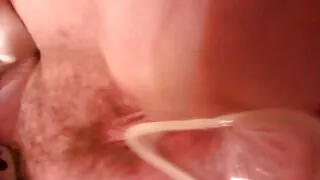 Un papa excité mange le délicieux vagin de l'incroyable Rachel Roxxx xxx vidéo pornographique