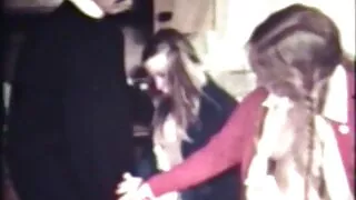 Séduisante video sexe gratuit streaming amatrice suce une bite juteuse dans une voiture