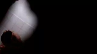 Une superbe sex you porn gratuit transsexuelle et un mec excité baisent une salope blonde torride