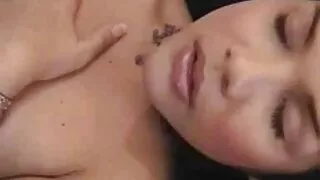 Une sex gratuit porn bonne fille se fait défoncer la chatte serrée par Danny Mountain