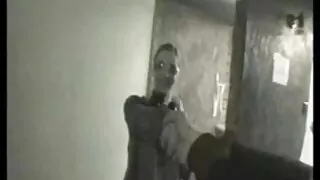 La foule de transexuelles baise le mec et video sexe adultes se fait une pipe