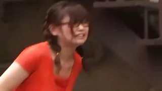 Une belle ado amateur suce une bite juteuse pour devenir une star du film porno gratuit tukif porno