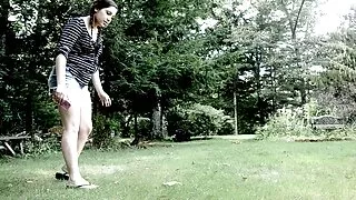 Une sex video porno gratuite MILF blonde boobalicieuse fait une superbe pipe en gorge profonde