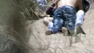 Quatre lesbiennes blondes chaudes et des brunes aux gros seins sont occupées film porno gay gratuite à faire plaisir à leurs chattes